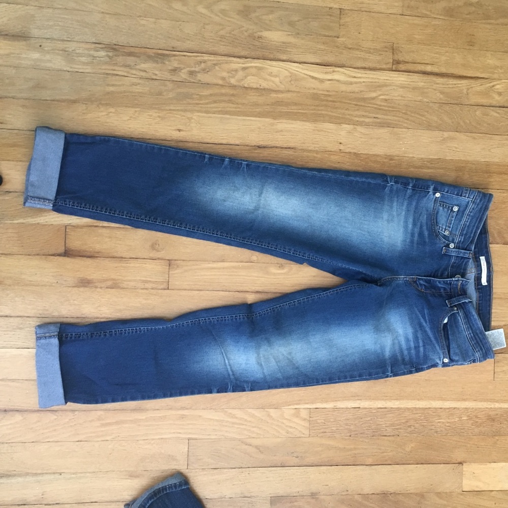 Levi’s straight leg jeans